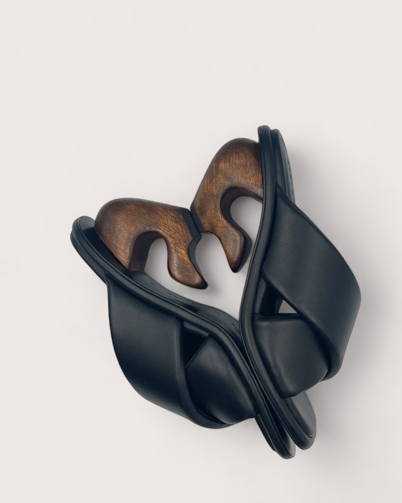 535A Bond Marlowe Leather and Wood Sandals Shoes in Black Top View